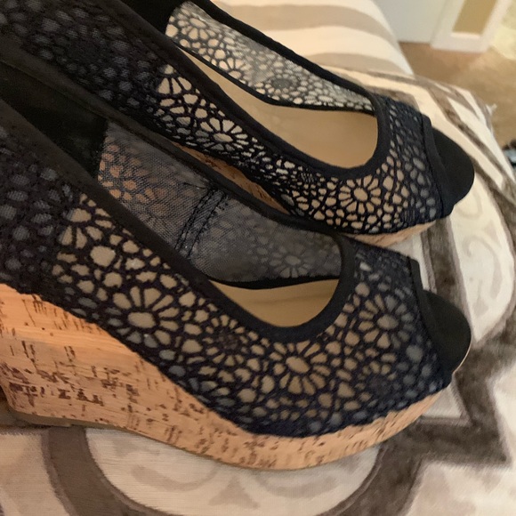 Navy Blue Lace Wedges - Picture 3 of 3